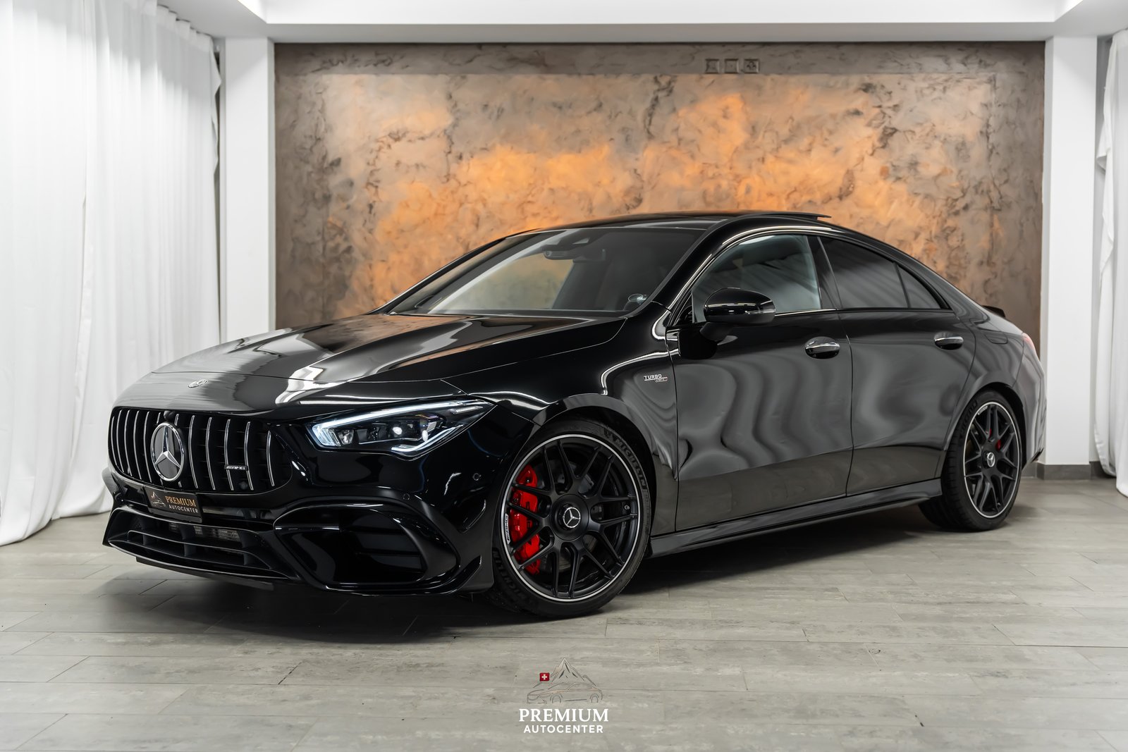 MERCEDES-BENZ CLA 45 S AMG 4Matic+ 8G-DCT *Aerodynamik*AMG-D