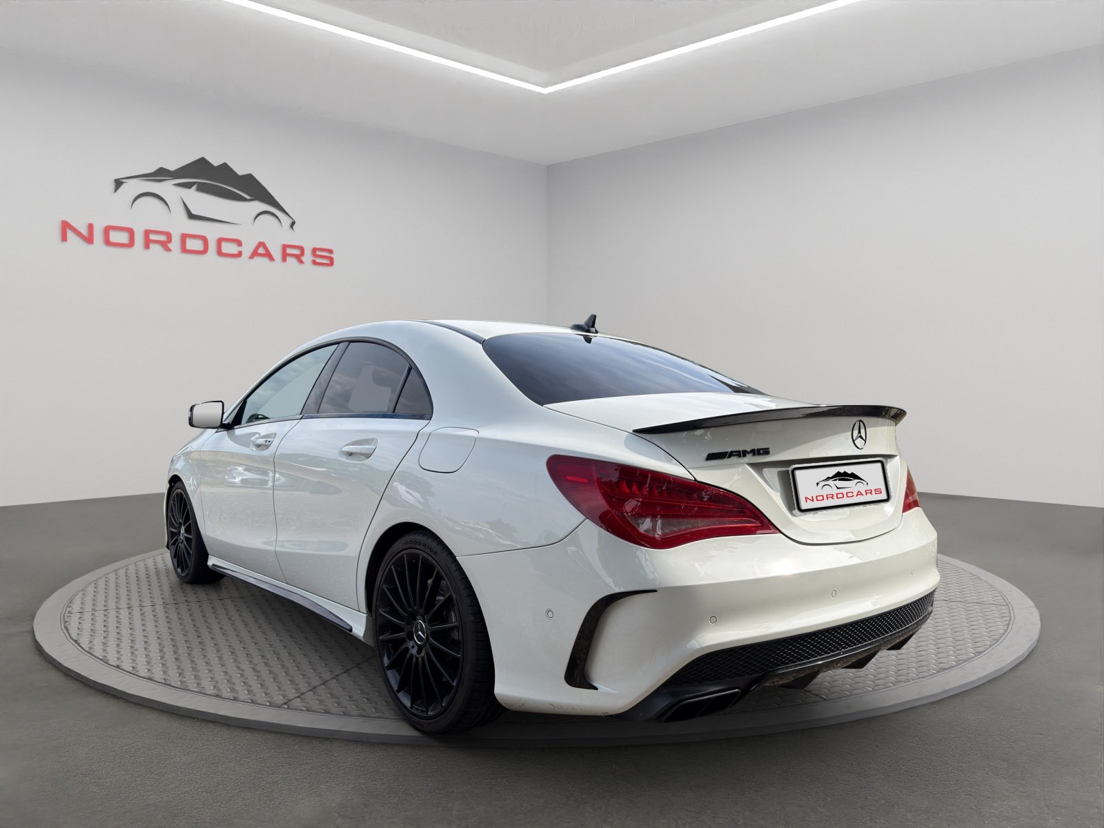 MERCEDES-BENZ CLA 45 AMG 4Matic Speedshift, Essence, Occasion / Utilisé, Automatique - 3