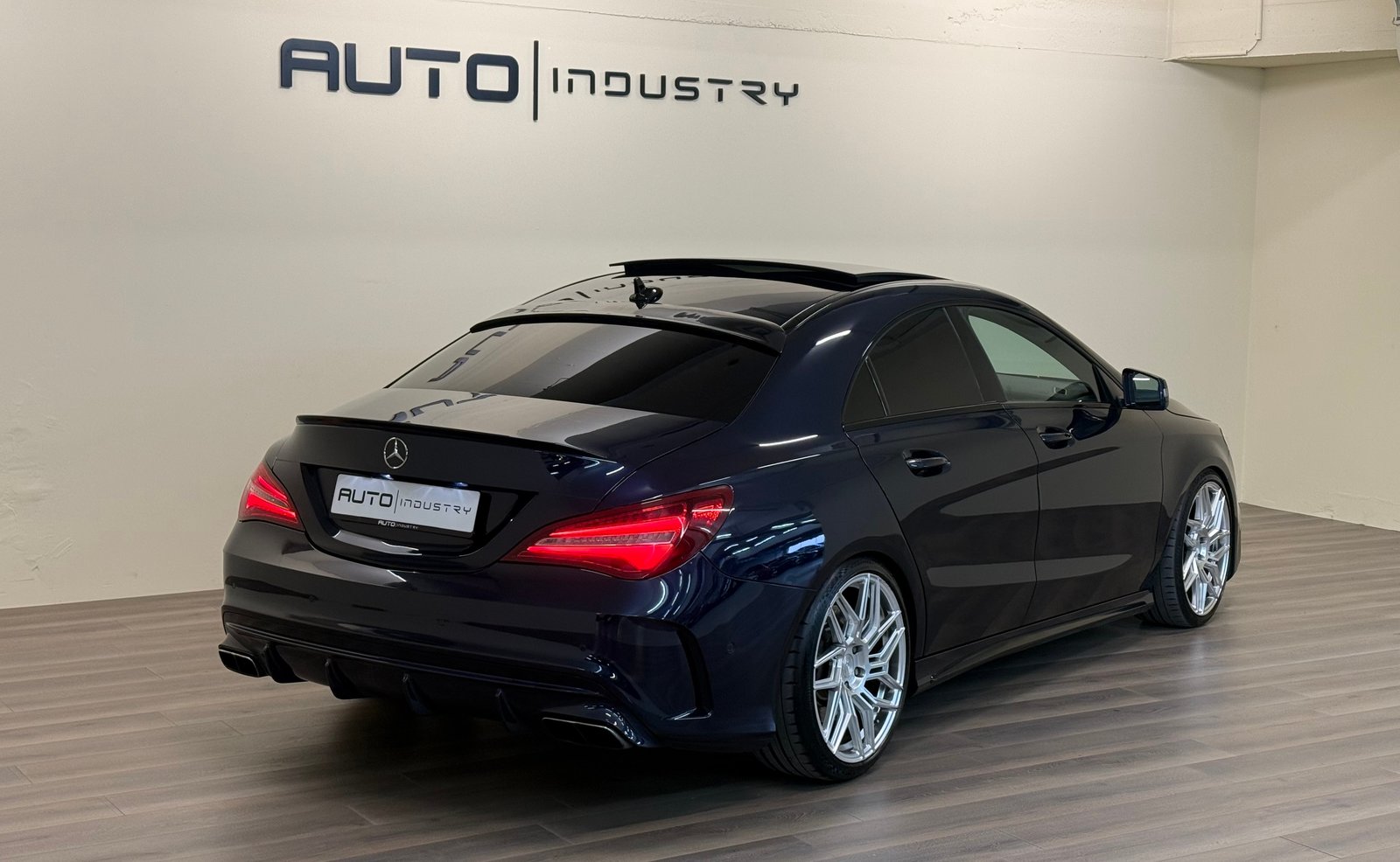 MERCEDES-BENZ CLA 45 AMG 4Matic Speedshift, Petrol, Second hand / Used, Automatic - 3