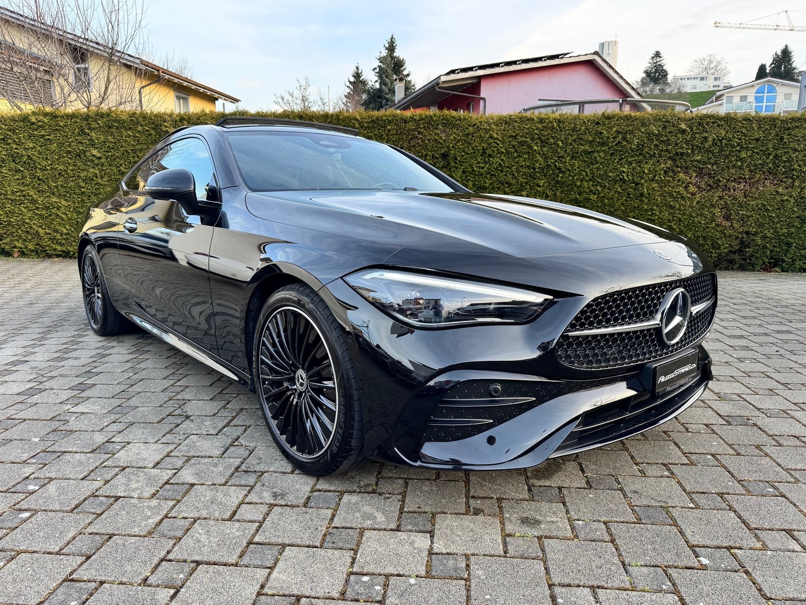 MERCEDES-BENZ CLE 200 Coupé AMG Line 9G-Tronic, Mild-Hybrid Benzin/Elektro, Occasion / Gebraucht, Automatik - 3