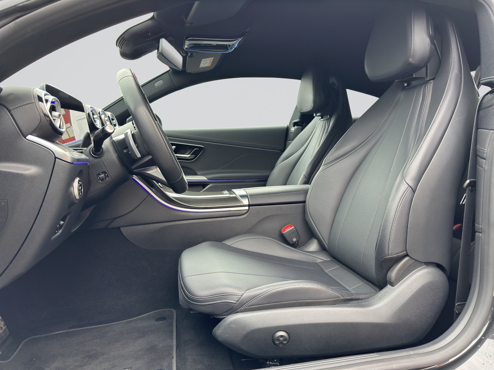 MERCEDES-BENZ CLE 200 AMG Coupé Night 9G-Tronic, Mild-Hybrid Petrol/Electric, Second hand / Used, Automatic - 6