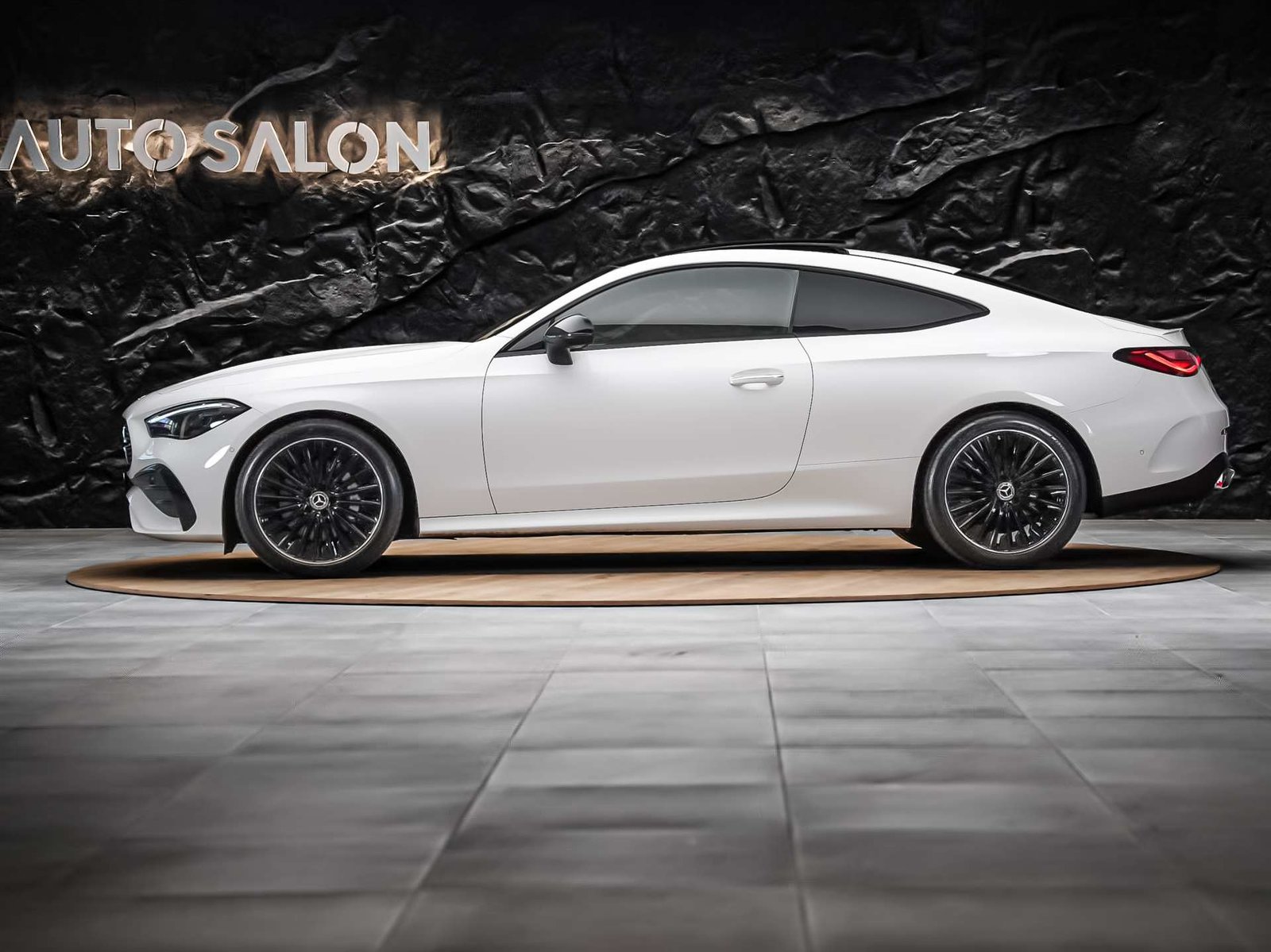 MERCEDES-BENZ CLE 220 d Coupé AMG Line 9G-Tronic *Werksgara, Diesel, Second hand / Used, Automatic - 3