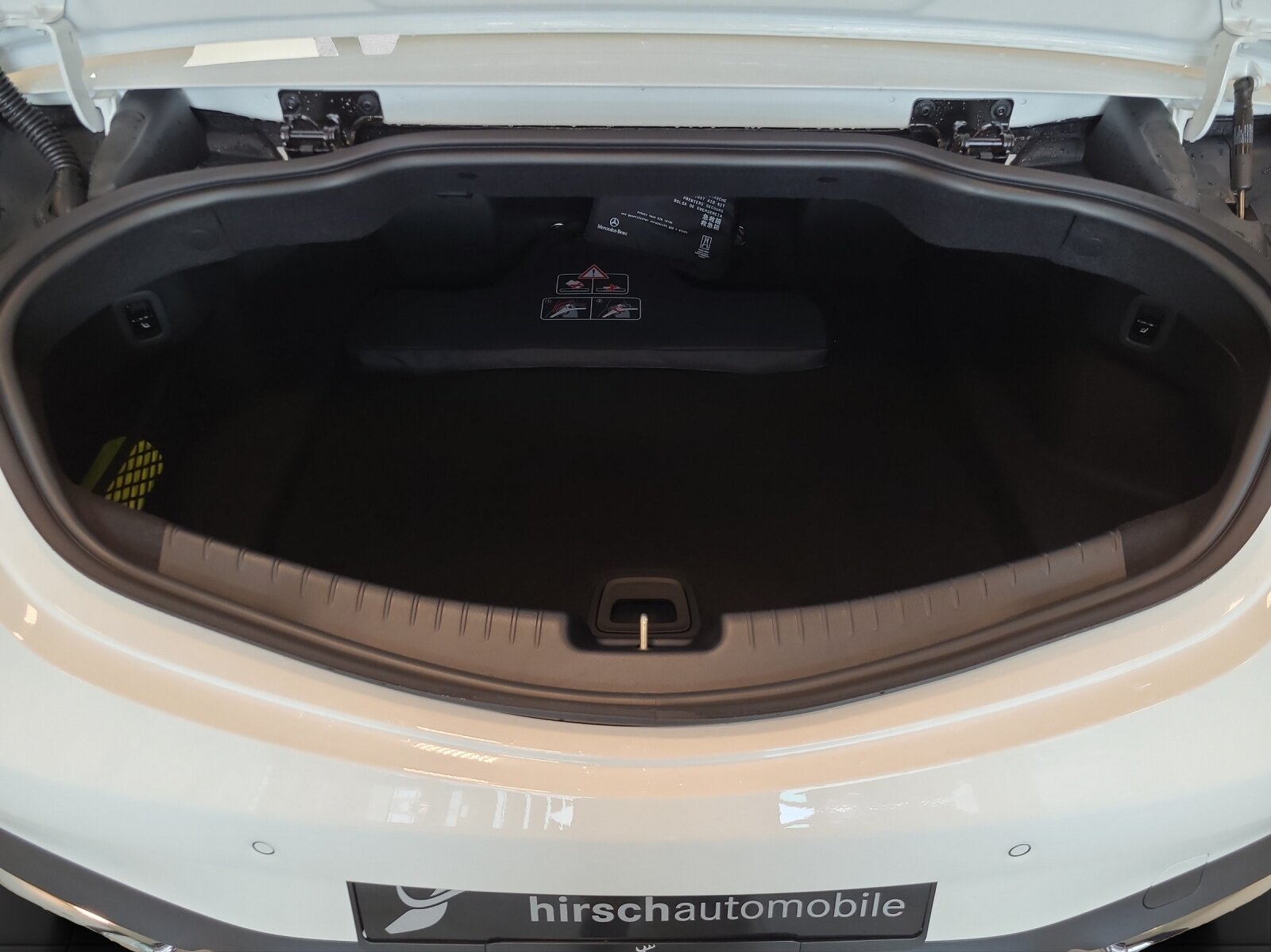 MERCEDES-BENZ CLE 300 AMG Line 4M Cabriolet, Hybride Léger Essence/Électricité, Voiture nouvelle, Automatique - 6