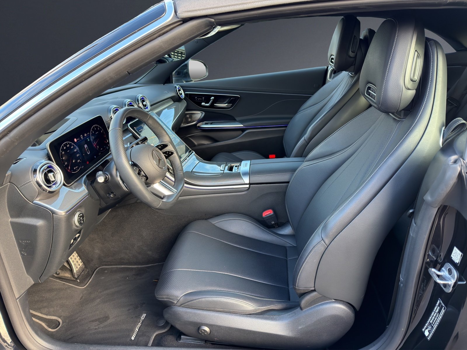 MERCEDES-BENZ CLE 300 Cabrio 4Matic 9G-Tronic, Mild-Hybrid Petrol/Electric, Second hand / Used, Automatic - 6