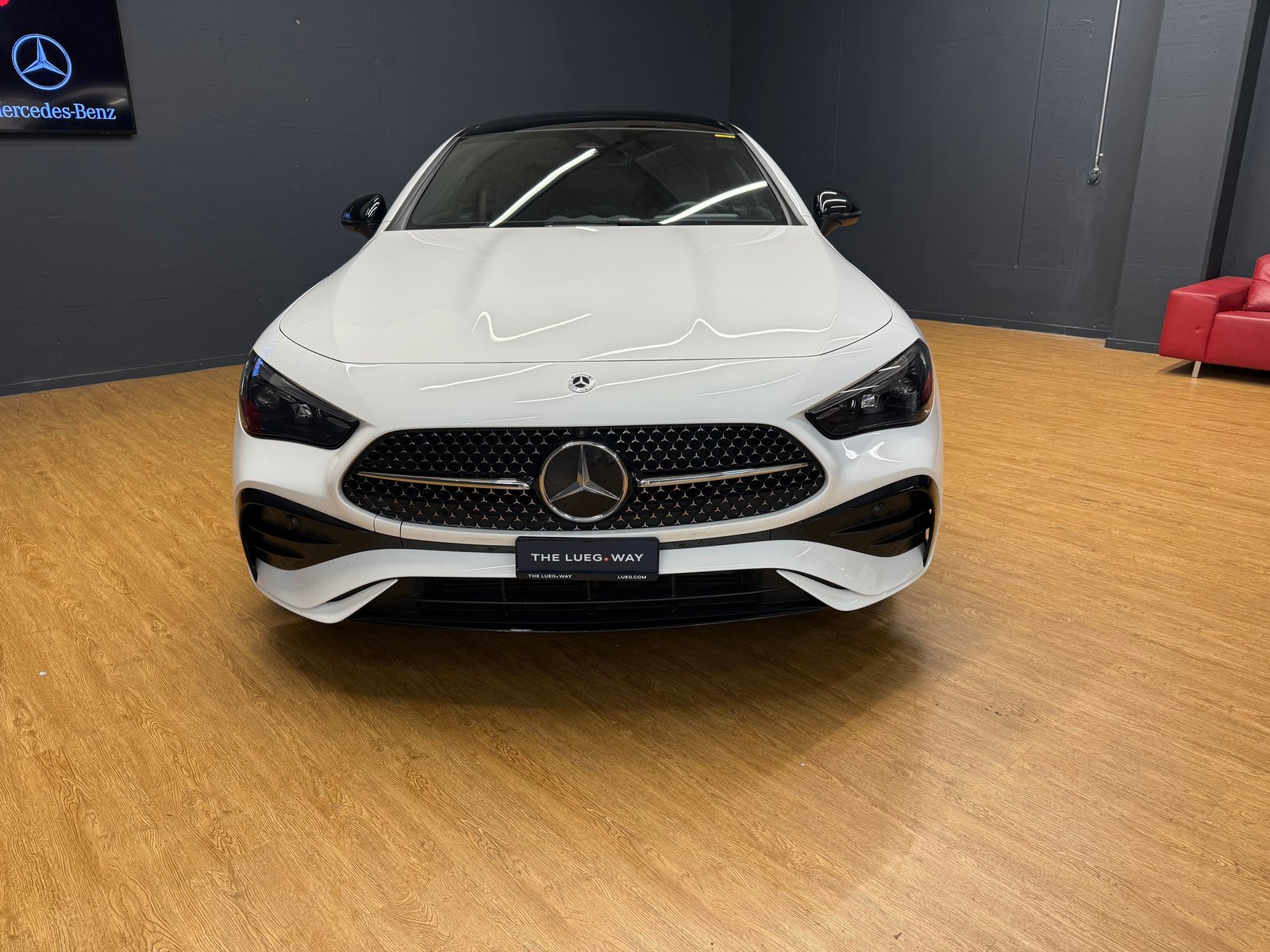 MERCEDES-BENZ CLE 300 4M - Coupé - AMG / DISTRONIC / 360 Gr, Hybride Léger Essence/Électricité, Occasion / Utilisé, Automatique - 6