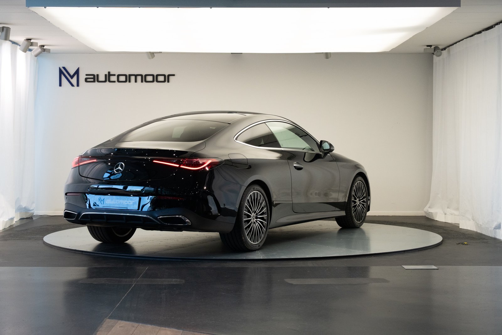 MERCEDES-BENZ CLE 300 Coupé 4Matic 9G-Tronic, Mild-Hybrid Benzin/Elektro, Occasion / Gebraucht, Automatik - 5