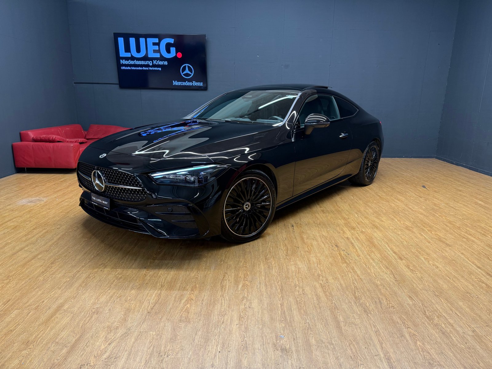 MERCEDES-BENZ CLE 300 4M - Coupé - AMG / 360 Grad Kamera / DIGITAL Light /