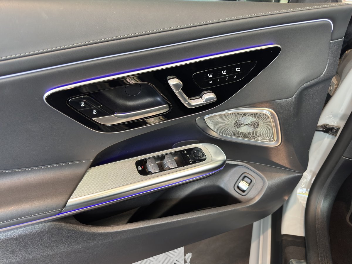 MERCEDES-BENZ CLE 450 Cabrio 4Matic 9G-Tronic, Mild-Hybrid Benzin/Elektro, Occasion / Gebraucht, Automat - 4