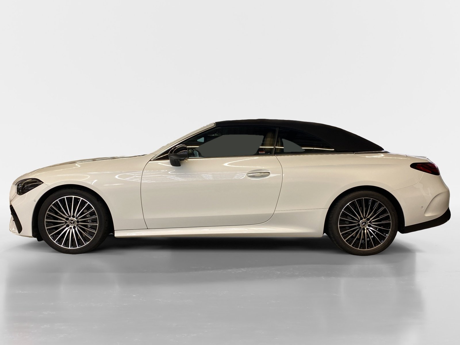 MERCEDES-BENZ CLE 450 AMG Line 4MATIC Cabriolet, Hybride Léger Essence/Électricité, Occasion / Utilisé, Automatique - 3