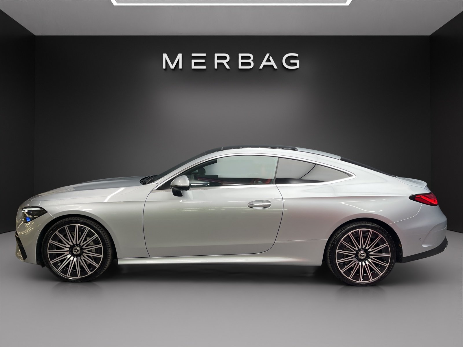MERCEDES-BENZ CLE 450 Coupé 4M 9G-T, Mild-Hybrid Benzin/Elektro, Occasion / Gebraucht, Automatik - 3