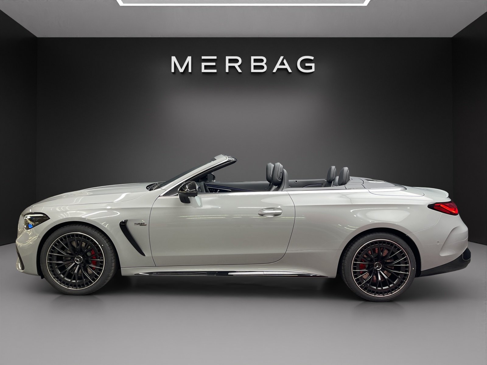 MERCEDES-BENZ AMG CLE 53 4MATIC+ Cabriolet, Mild-Hybrid Petrol/Electric, New car, Automatic - 3