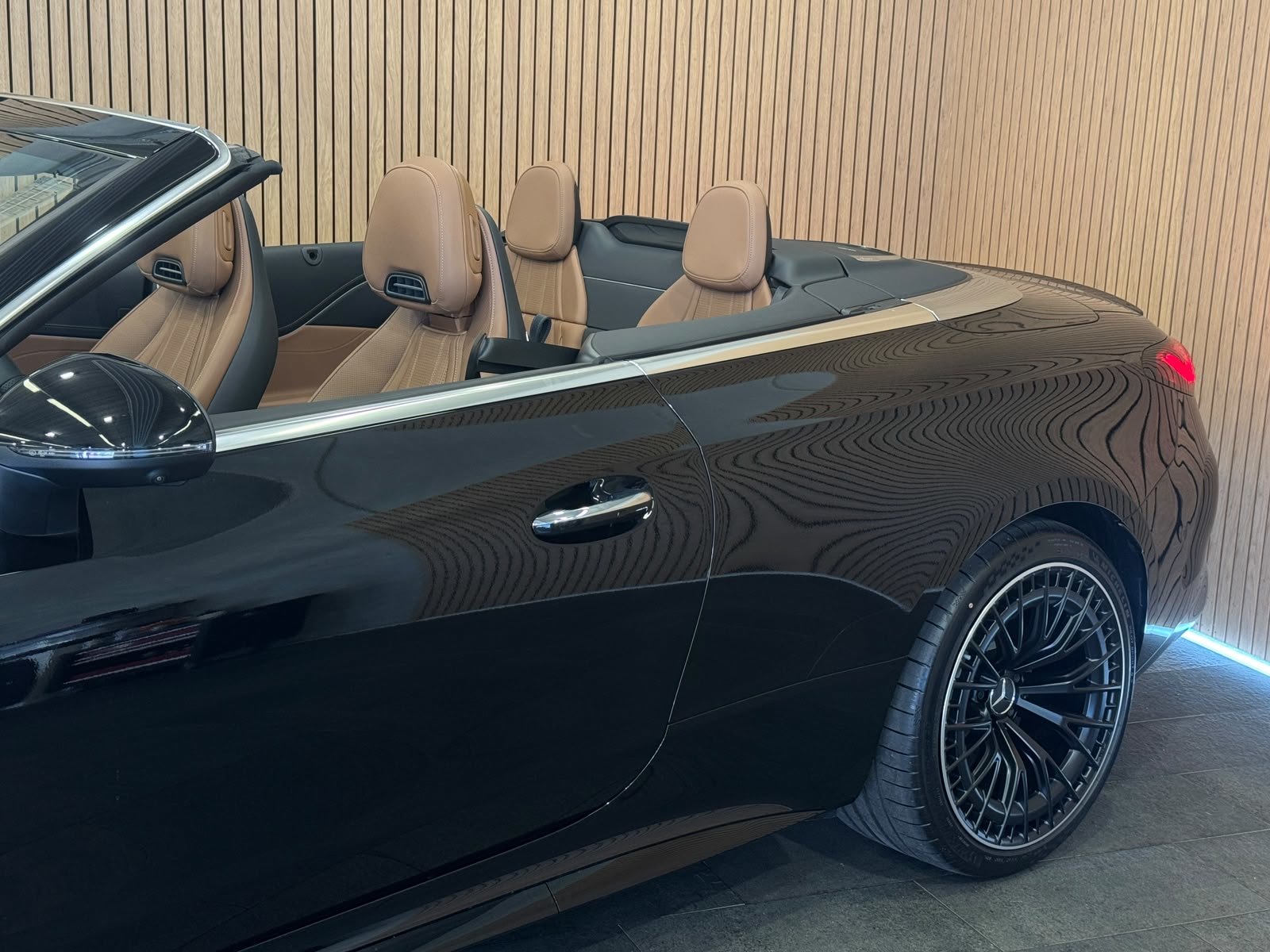 MERCEDES-BENZ CLE AMG 53 Cabrio 4Matic+ 9G-Tronic, Mild-Hybrid Petrol/Electric, New car, Automatic - 4