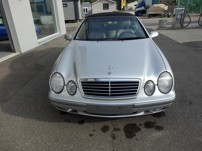 MERCEDES-BENZ CLK 320 Elégance Automatic, Benzin, Occasion / Gebraucht, Automatik
