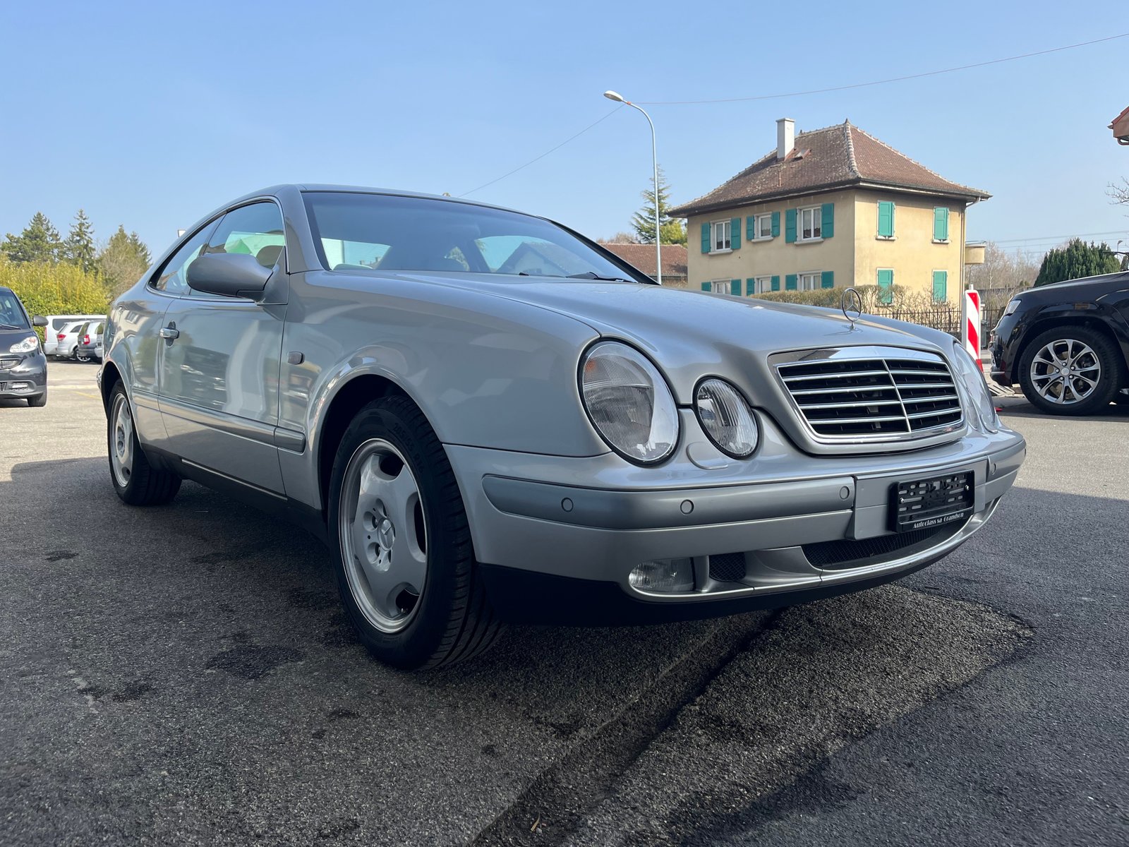 MERCEDES-BENZ CLK 320 Elégance Automatic, Benzin, Occasion / Gebraucht, Automatik - 4