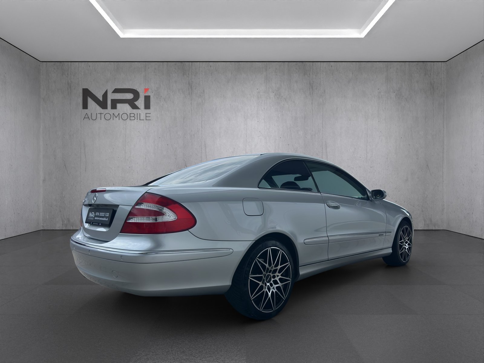 MERCEDES-BENZ CLK 320, Benzin, Occasion / Gebraucht, Automatik - 5
