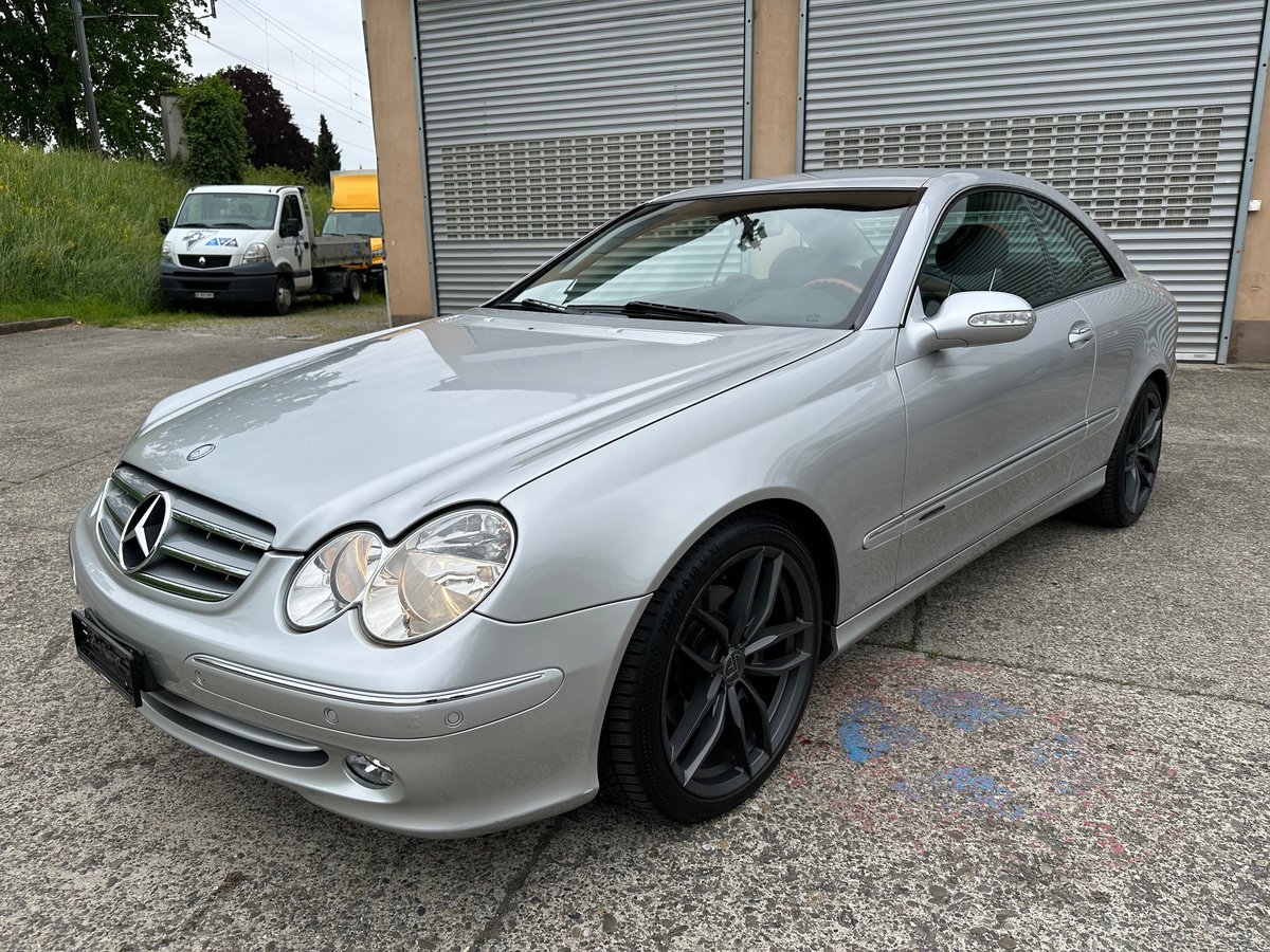 MERCEDES-BENZ CLK 320 Elégance Automatic