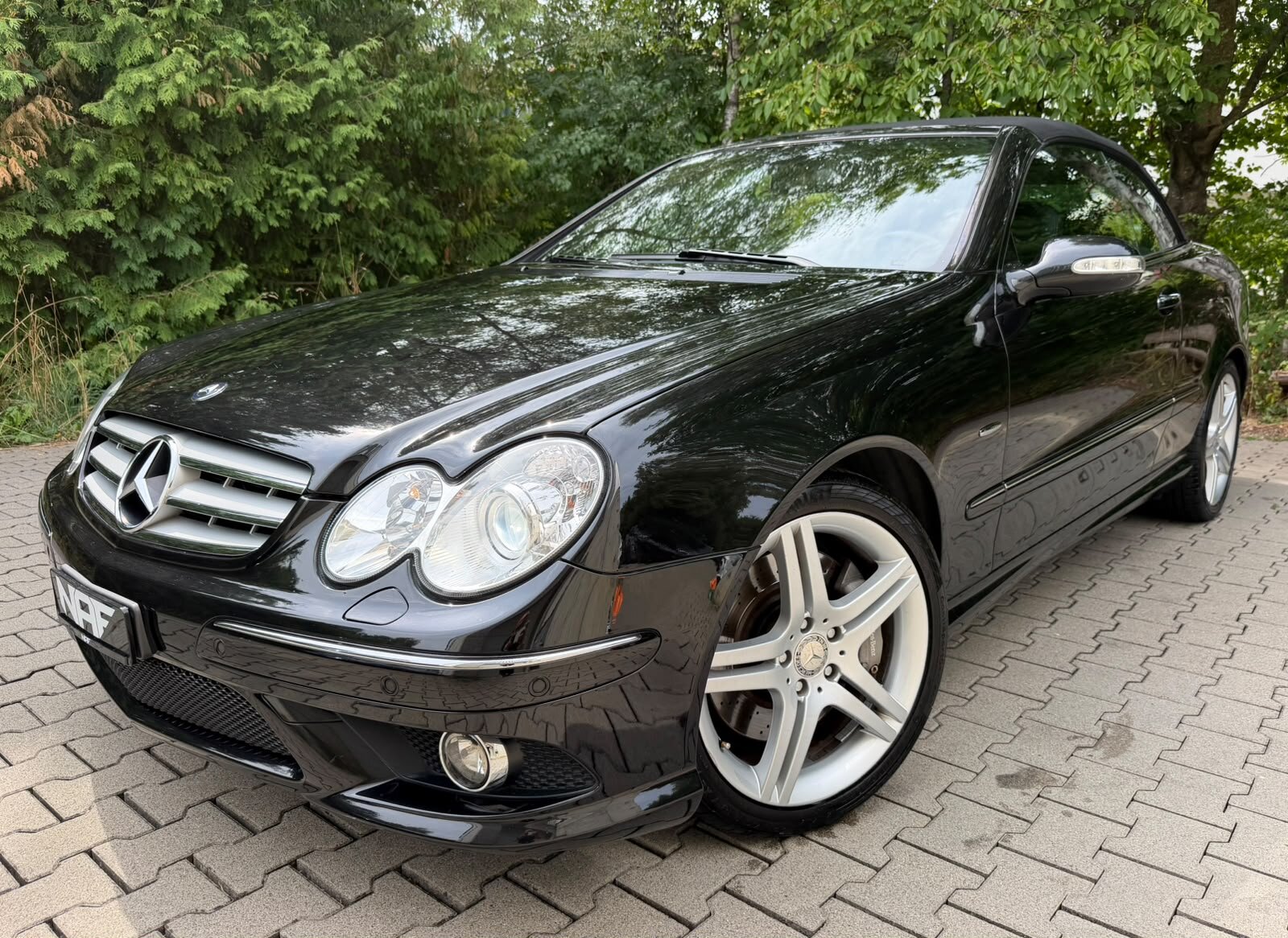 MERCEDES-BENZ CLK 350 Avantgarde Grand Edition 7G-Tronic