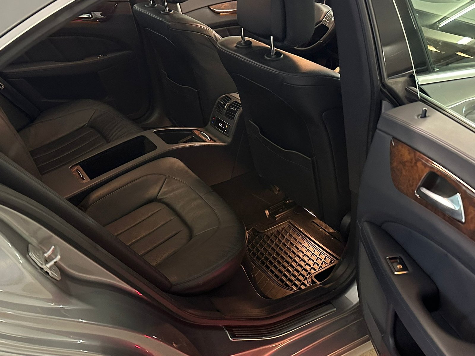 MERCEDES-BENZ CLS 350 CDI 4Matic 7G-Tronic, Diesel, Second hand / Used, Automatic - 4