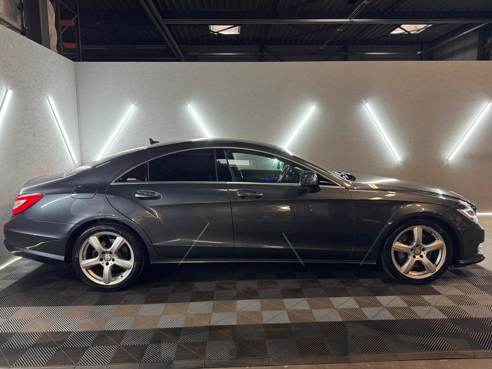 MERCEDES-BENZ CLS 350 CDI 4Matic 7G-Tronic AMG-Line, Diesel, Occasion / Utilisé, Automatique - 4