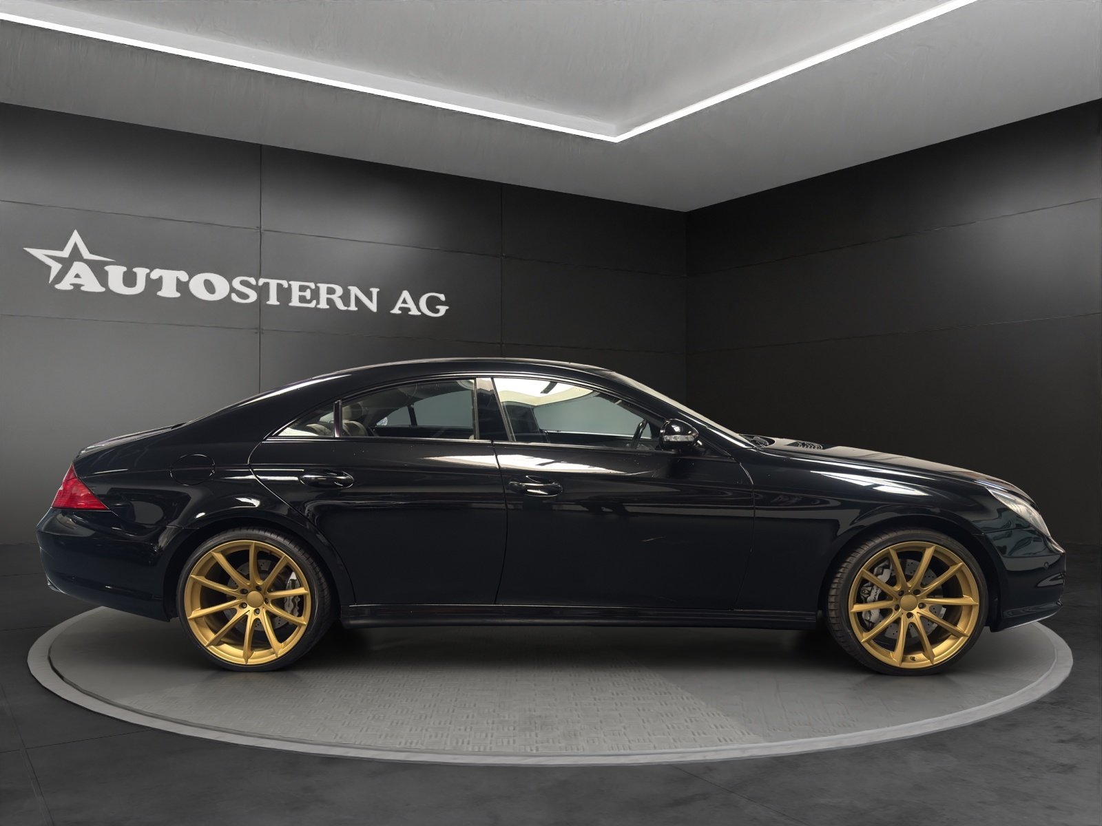 MERCEDES-BENZ CLS 55 AMG Automatic, Petrol, Second hand / Used, Automatic - 4