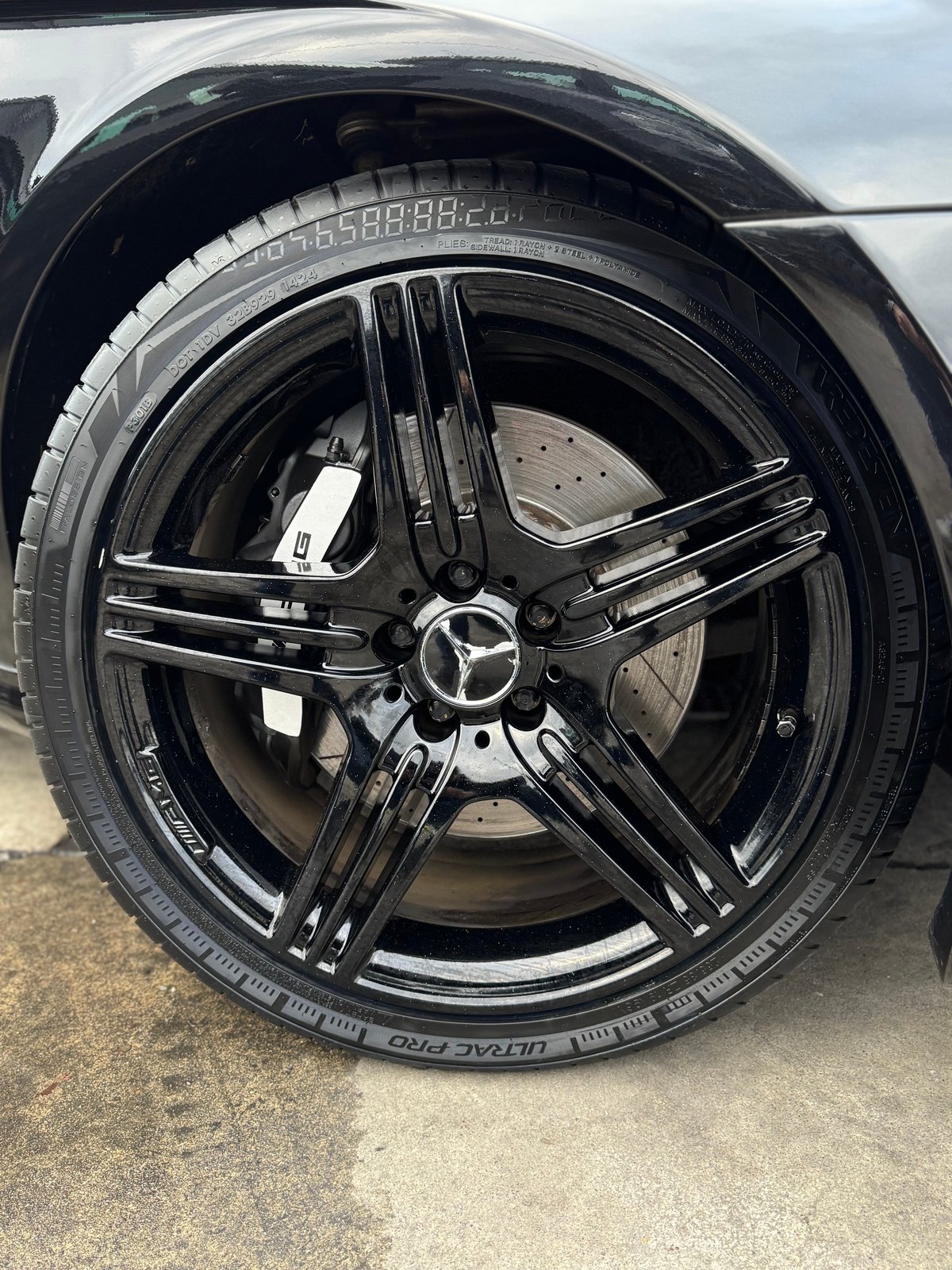 MERCEDES-BENZ CLS 63 AMG 7G-Tronic, Essence, Occasion / Utilisé, Automatique - 3