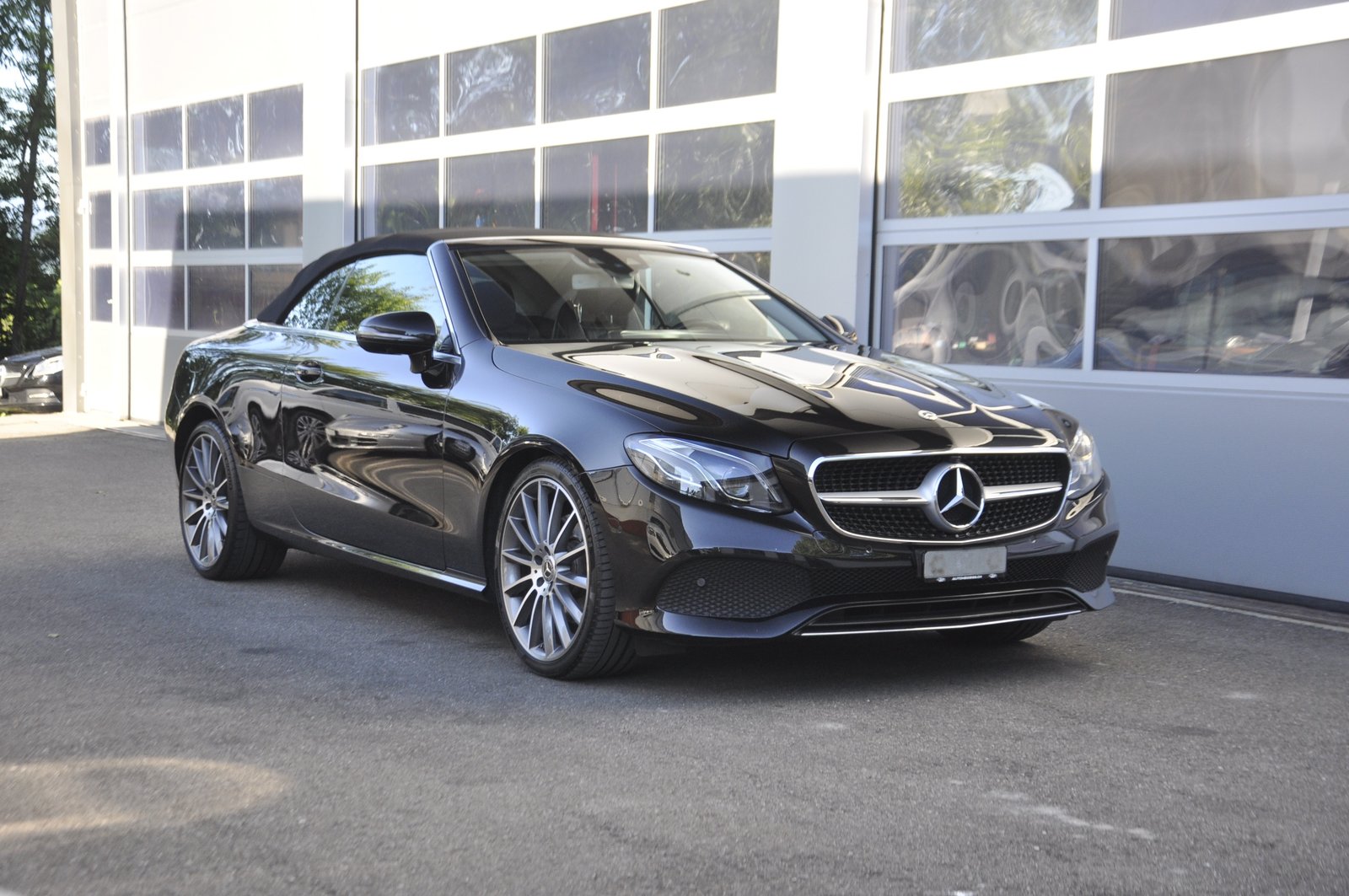 MERCEDES-BENZ E 200 Cabriolet Avantgarde 9G-Tronic
