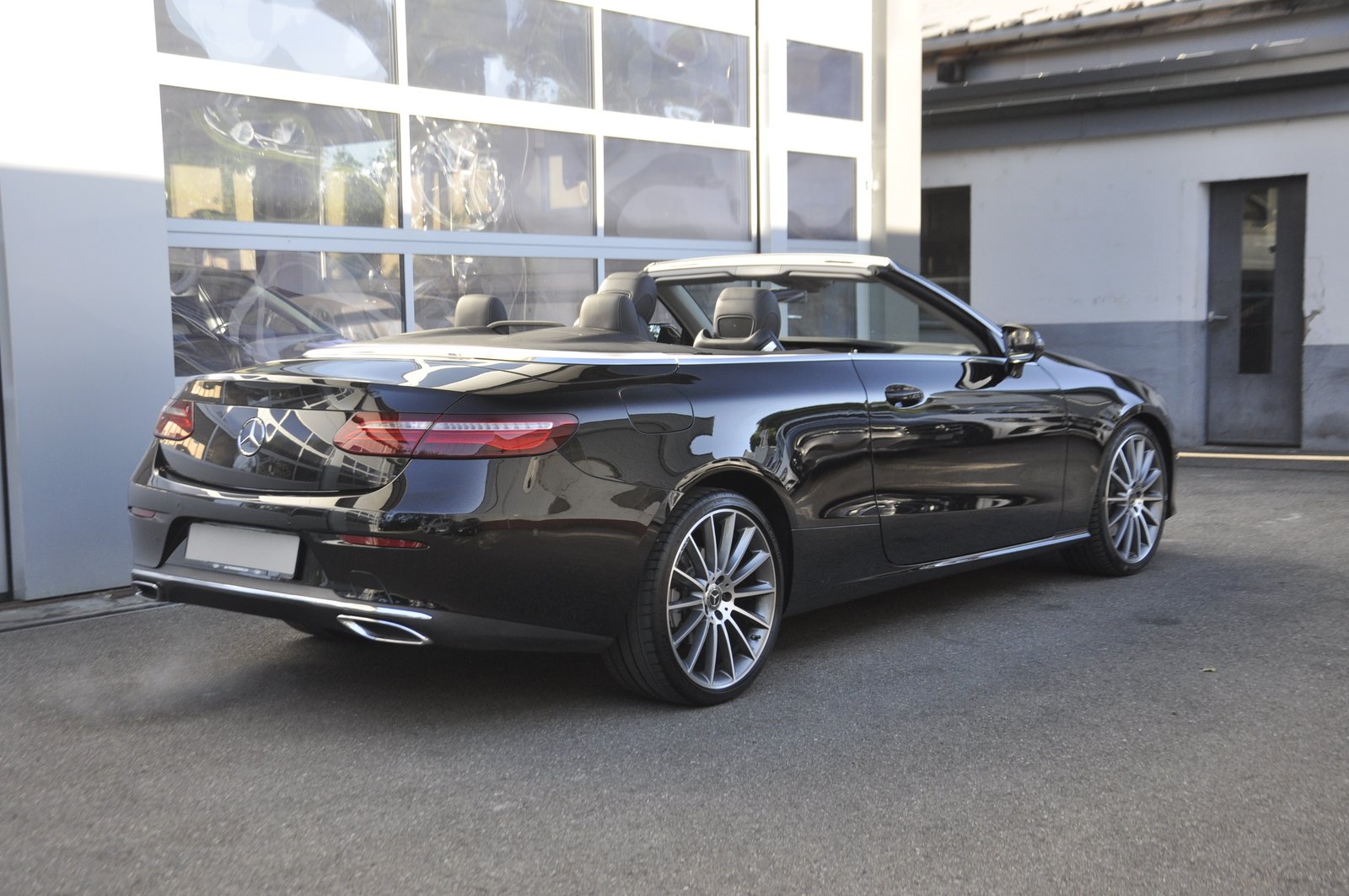 MERCEDES-BENZ E 200 Cabriolet Avantgarde 9G-Tronic, Essence, Occasion / Utilisé, Automatique - 3