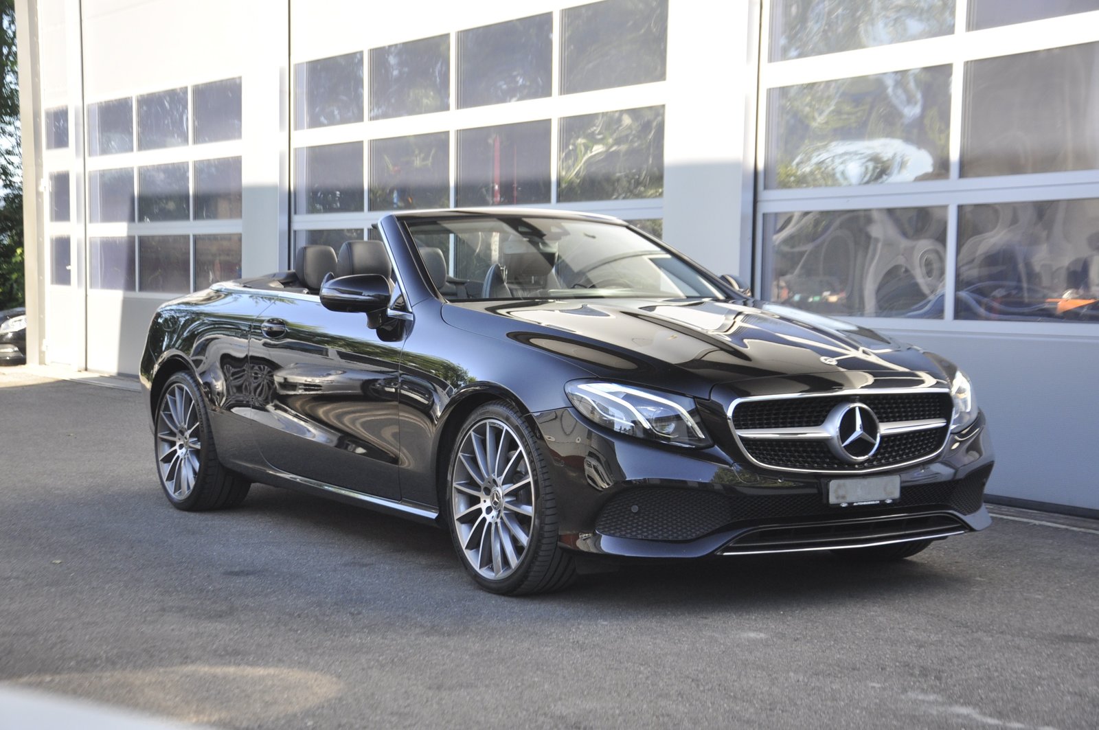 MERCEDES-BENZ E 200 Cabriolet Avantgarde 9G-Tronic, Essence, Occasion / Utilisé, Automatique - 4