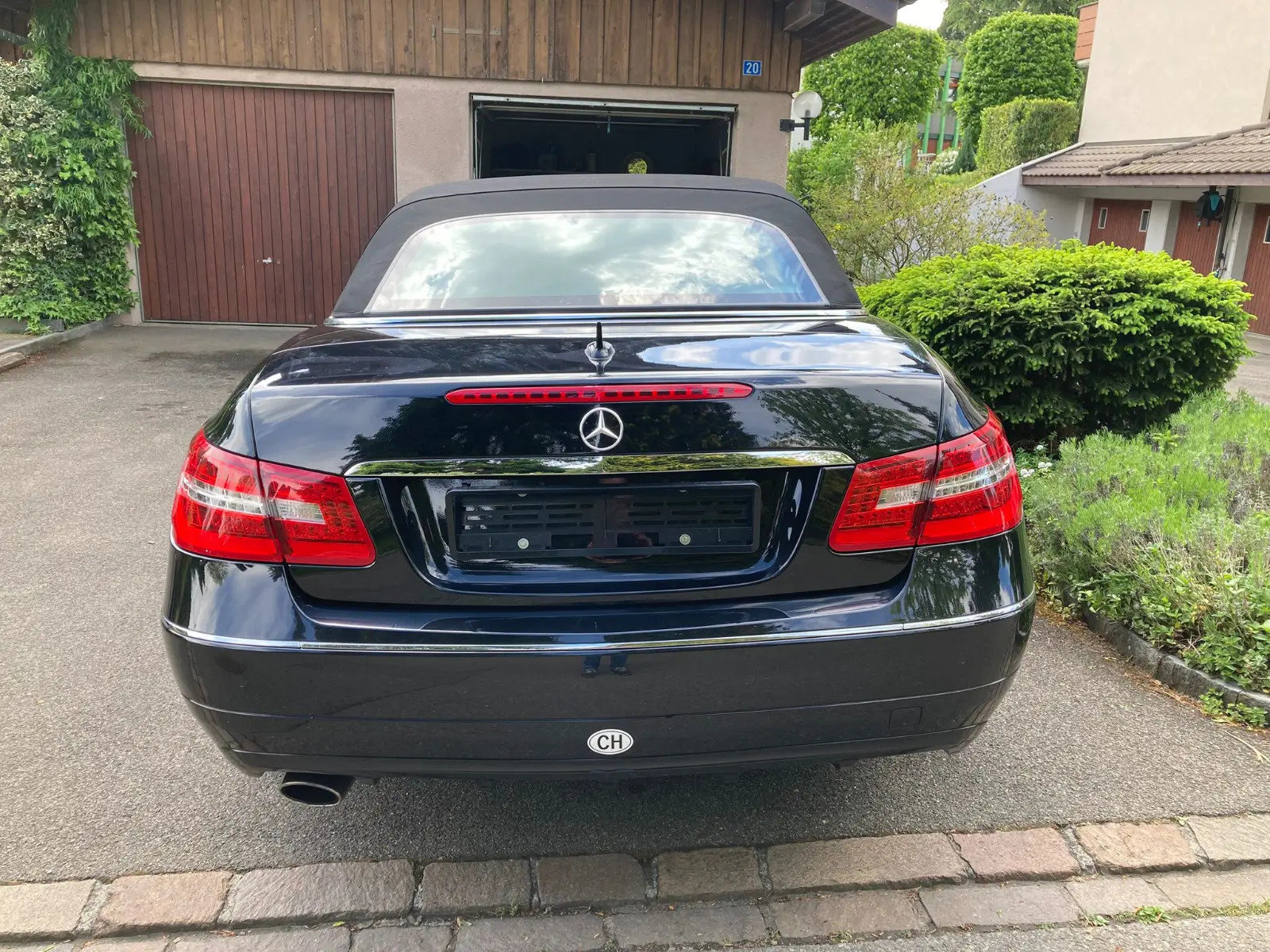 MERCEDES-BENZ E-Klasse A207 Cabriolet E 200 CGI BlueEF, Benzin, Occasion / Gebraucht, Automatik - 5