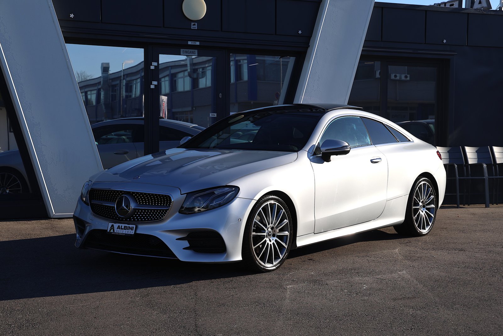 MERCEDES-BENZ E 200 Coupé AMG Line 9G-Tronic, Petrol, Second hand / Used, Automatic - 2