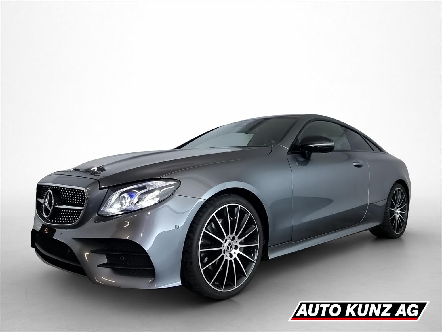 MERCEDES-BENZ E 200 AMG Line Coupé