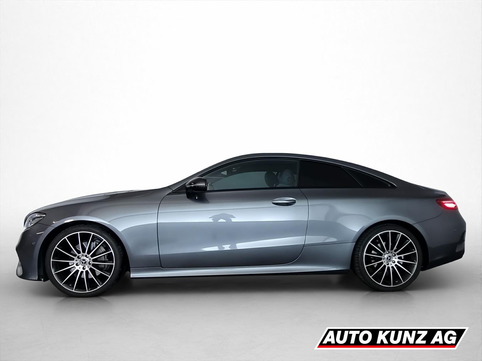 MERCEDES-BENZ E 200 AMG Line Coupé, Occasion / Gebraucht, Automatik - 3