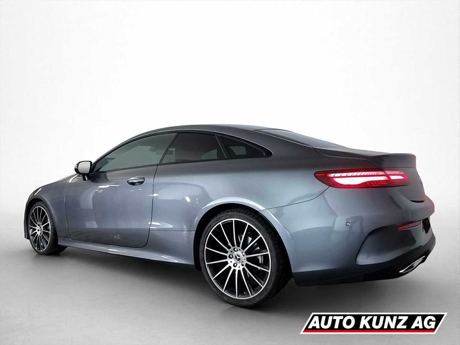 MERCEDES-BENZ E 200 AMG Line Coupé, Occasion / Gebraucht, Automatik - 4