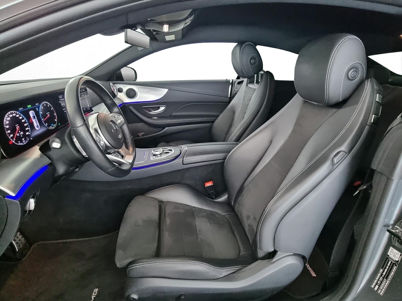 MERCEDES-BENZ E 200 AMG Line Coupé, Occasion / Gebraucht, Automatik - 6