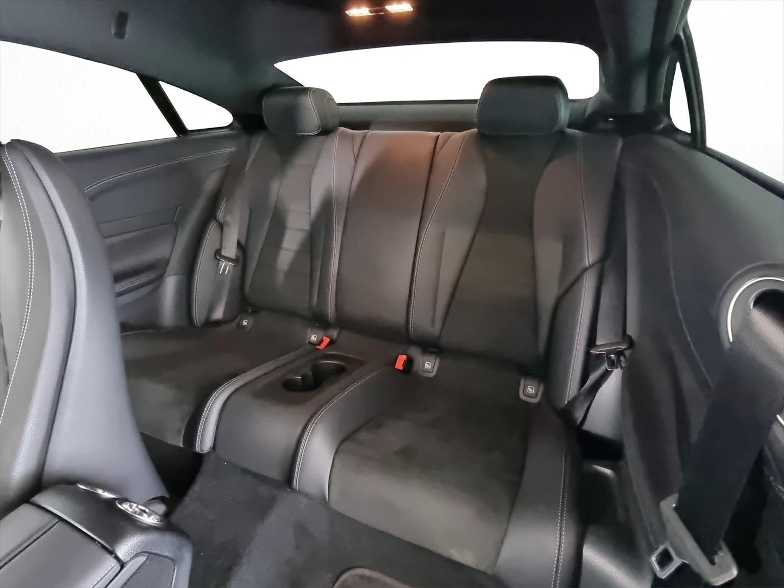 MERCEDES-BENZ E 200 AMG Line Coupé, Occasion / Gebraucht, Automatik - 7