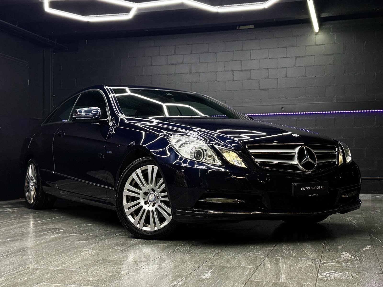 MERCEDES-BENZ E 200 CGI BlueEfficiency Automatic