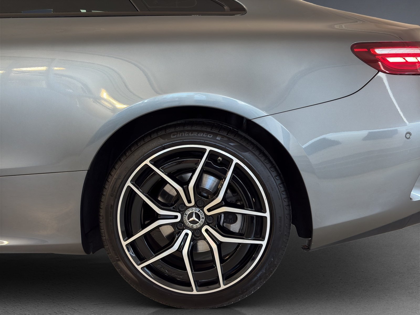 MERCEDES-BENZ E 200 Coupé 4M AMG Line, Mild-Hybrid Benzin/Elektro, Vorführwagen, Automat - 6