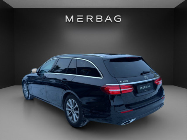 MERCEDES-BENZ E 200 Avantgarde 4 Matic, Mild-Hybrid Petrol/Electric, Second hand / Used, Automatic - 3
