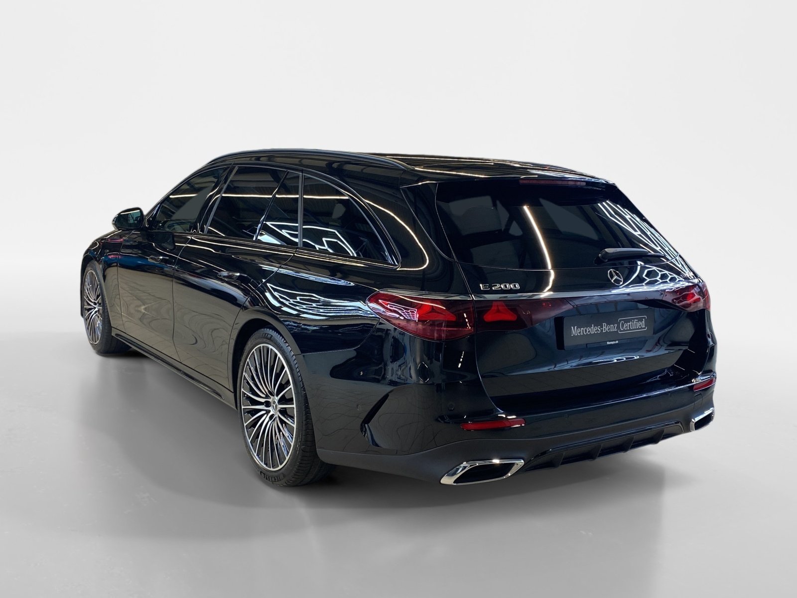 MERCEDES-BENZ E 200 AMG Line 4MATIC Kombi, Mild-Hybrid Petrol/Electric, Second hand / Used, Automatic - 4