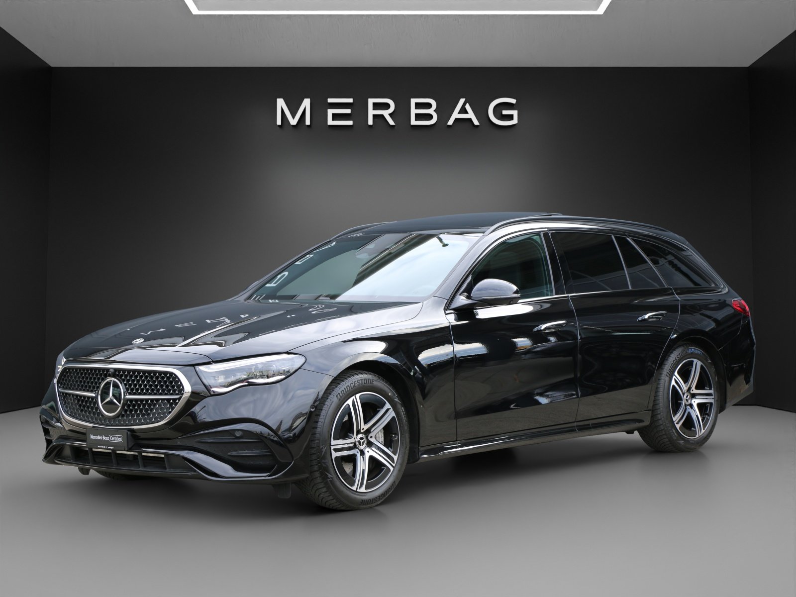 MERCEDES-BENZ E 200 4Matic T 9G-Tronic