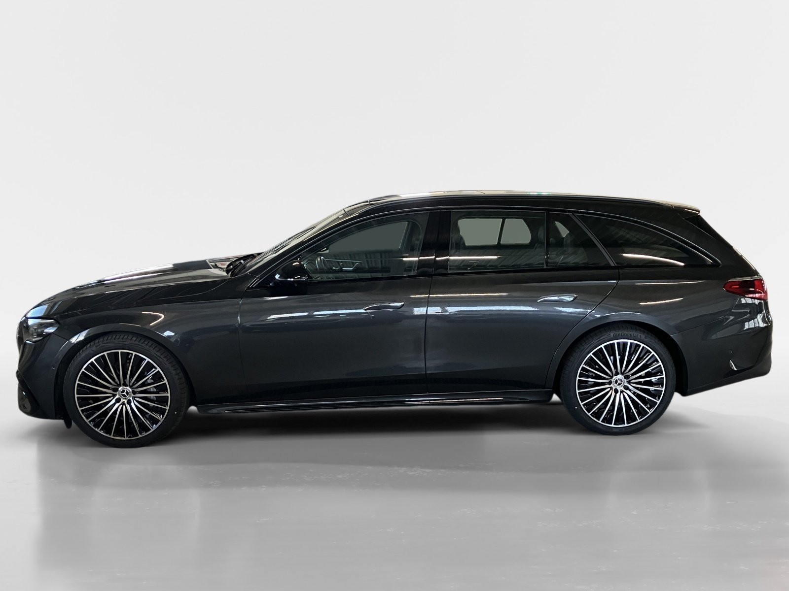 MERCEDES-BENZ E 200 AMG Line 4MATIC Kombi, Mild-Hybrid Petrol/Electric, Second hand / Used, Automatic - 3
