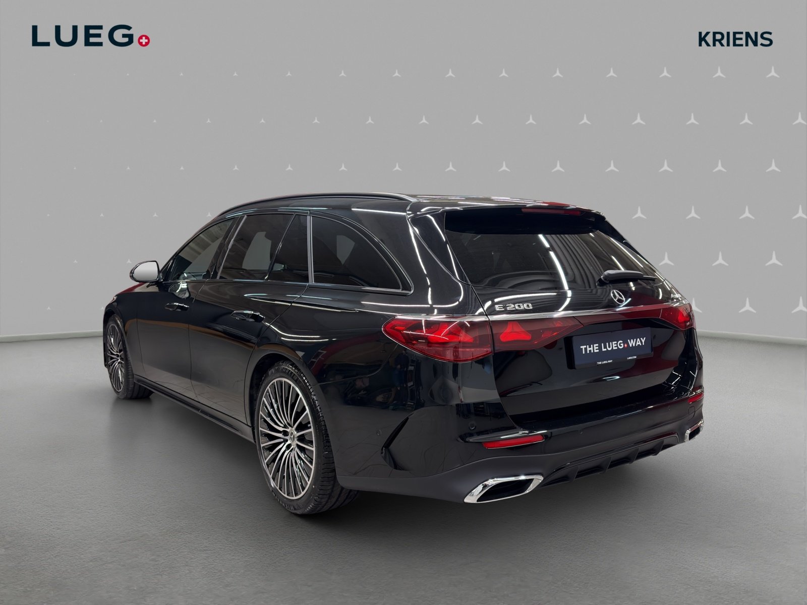 MERCEDES-BENZ E 200 T 4M - AMG / DISTRONIC / 360 Grad Kamera, Mild-Hybrid Benzin/Elektro, Occasion / Gebraucht, Automatik - 3
