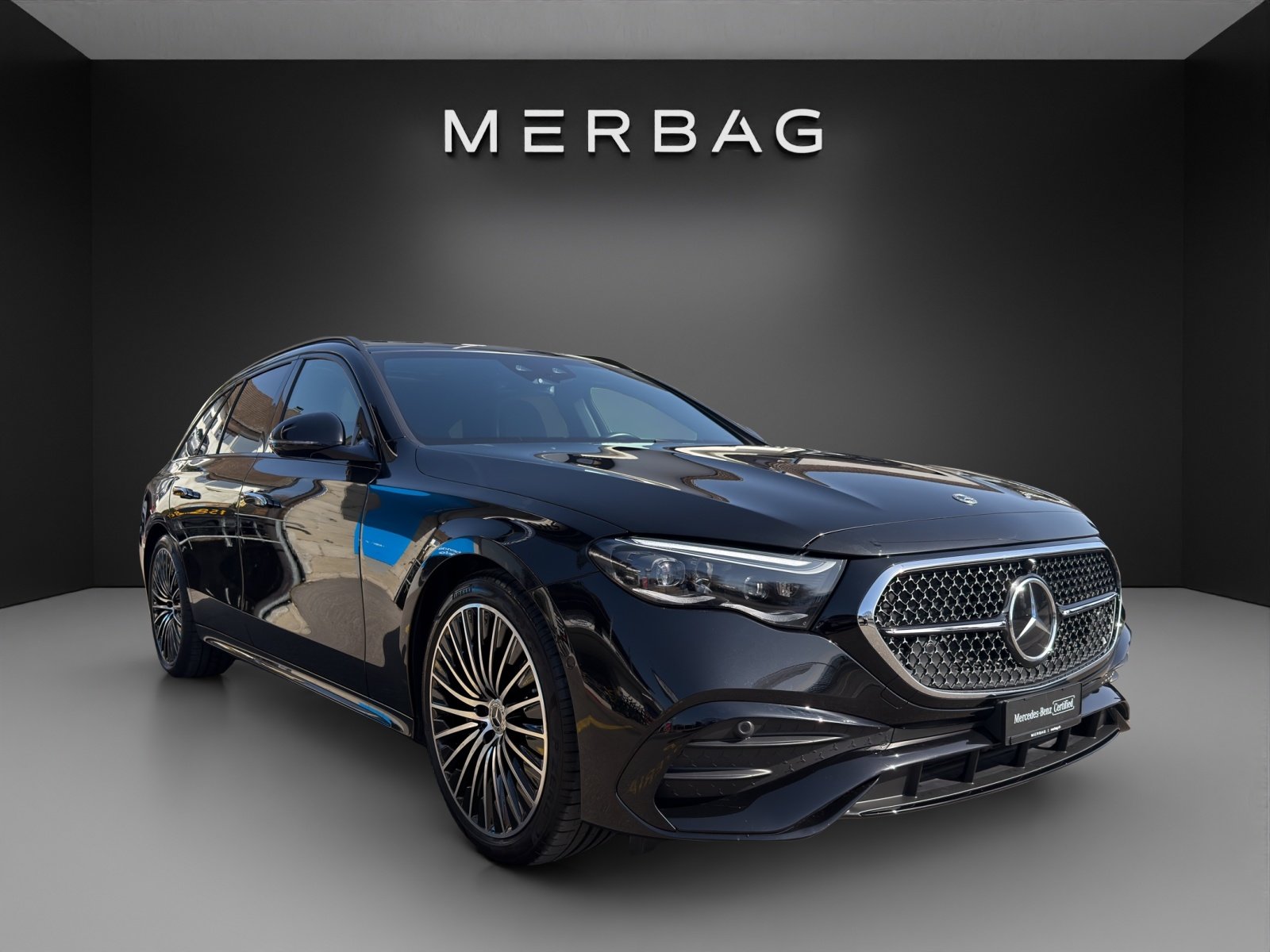 MERCEDES-BENZ E 200 T 9G-Tronic 4Matic