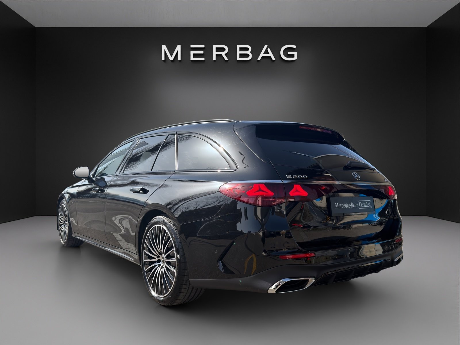 MERCEDES-BENZ E 200 T 9G-Tronic 4Matic, Mild-Hybrid Benzin/Elektro, Occasion / Gebraucht, Automatik - 5
