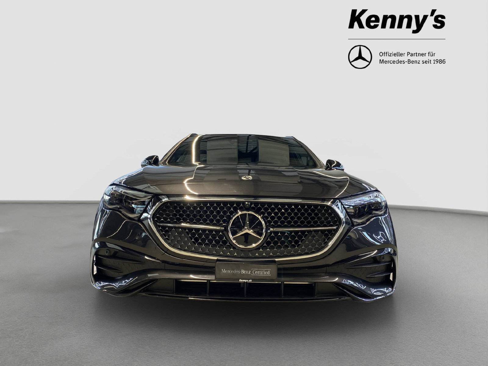 MERCEDES-BENZ E 200 AMG Line 4MATIC, Mild-Hybrid Benzin/Elektro, Occasion / Gebraucht, Automatik - 2