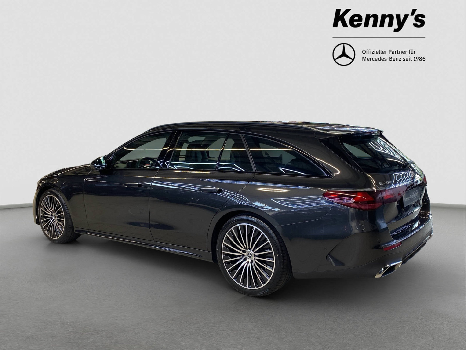 MERCEDES-BENZ E 200 AMG Line 4MATIC, Mild-Hybrid Benzin/Elektro, Occasion / Gebraucht, Automatik - 4