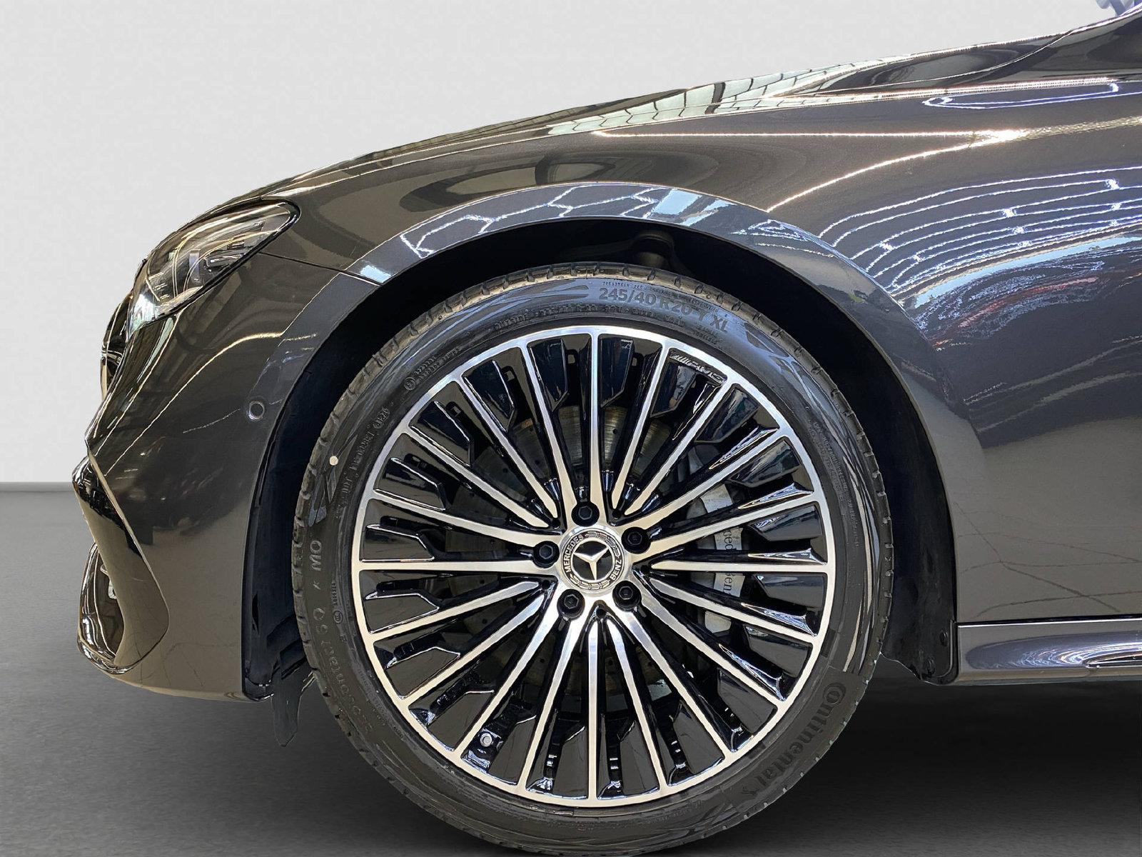 MERCEDES-BENZ E 200 AMG Line 4MATIC, Mild-Hybrid Benzin/Elektro, Occasion / Gebraucht, Automatik - 6
