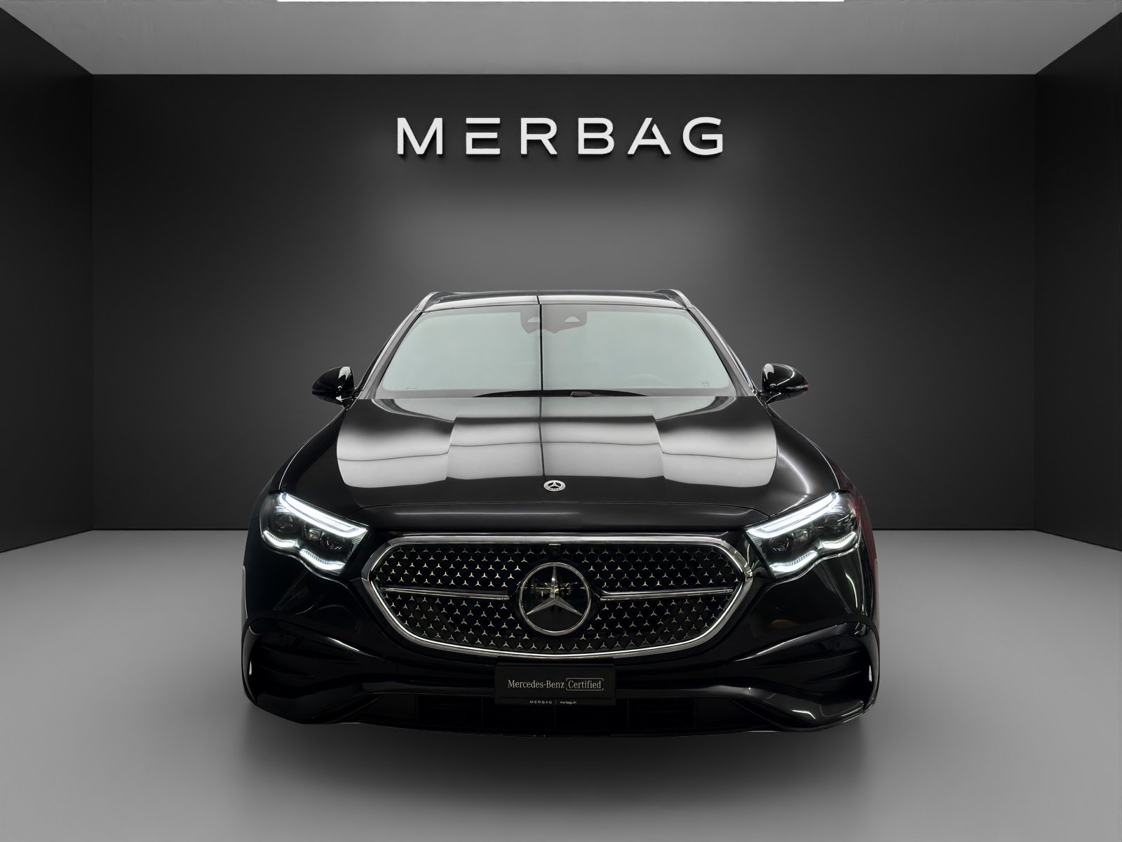 MERCEDES-BENZ E 200 T 9G-Tronic 4Matic, Mild-Hybrid Petrol/Electric, Second hand / Used, Automatic - 2