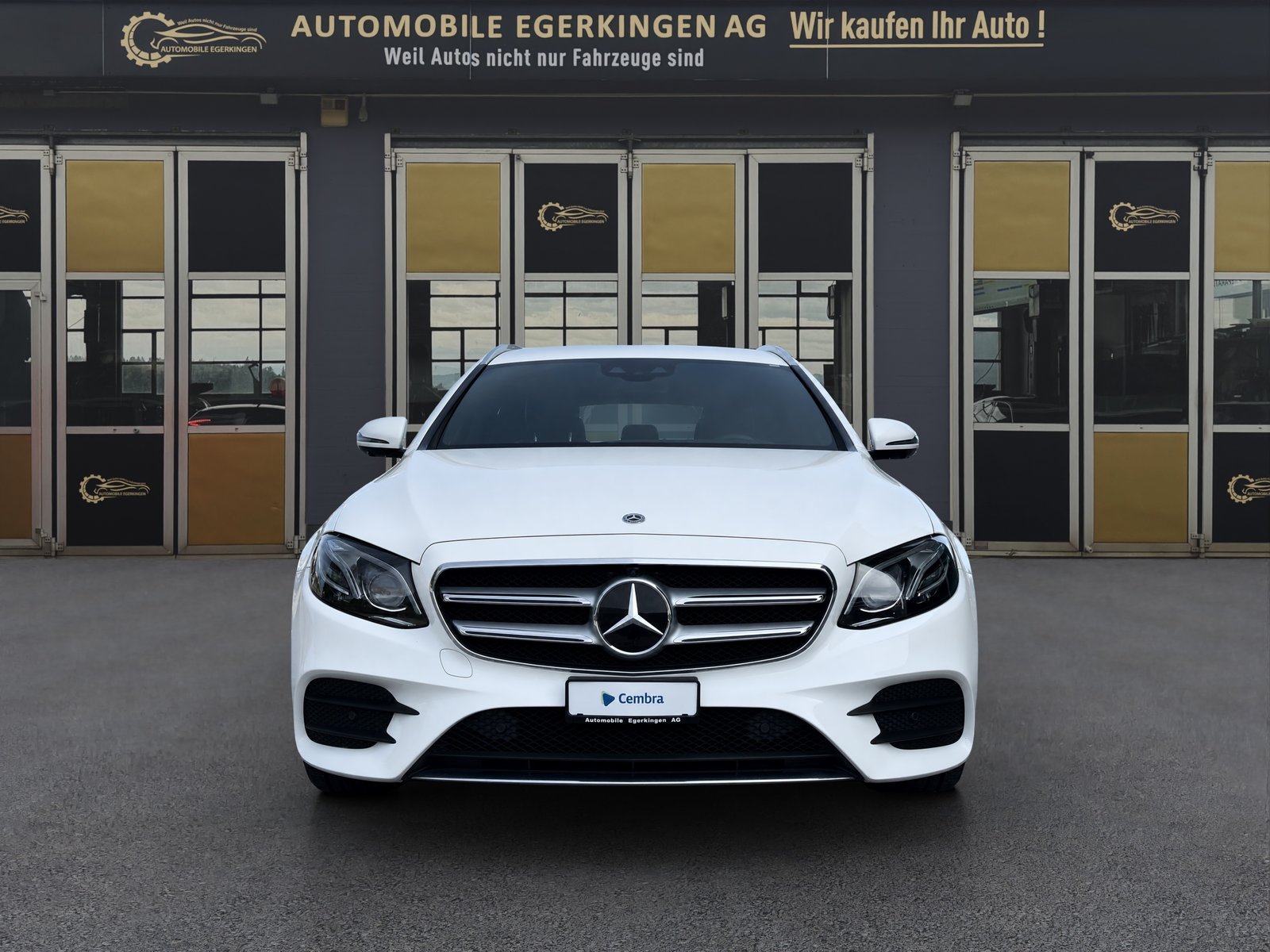 MERCEDES-BENZ E 200 AMG Line 4matic Kombi, Essence, Occasion / Utilisé, Automatique - 3