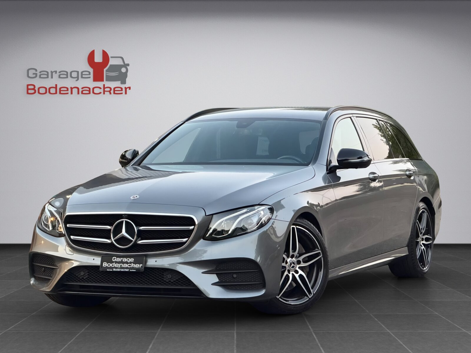 MERCEDES-BENZ E 200 d AMG Line 9G-Tronic * Night-Paket *